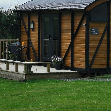 Pen-Rhos Luxury Glamping "Cuckoo'S Nest" Villa Llandrindod Wells Bagian luar foto